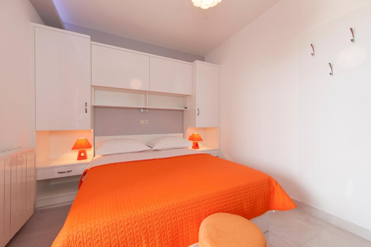 Apartments Milana Tucepi Ngoại thất bức ảnh