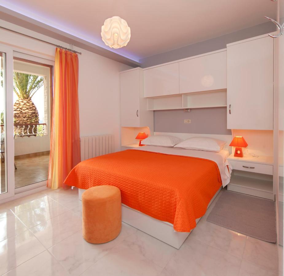 Apartments Milana Tucepi Ngoại thất bức ảnh